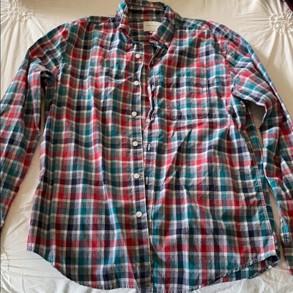 American Eagle Men’s Plaid Button-Up Shirt